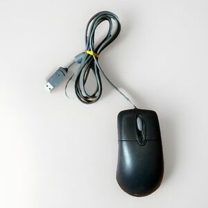 Microsoft Wheel Mouse Optical USB and PS2 Compatible (X802382-018)‎ Black TESTED
